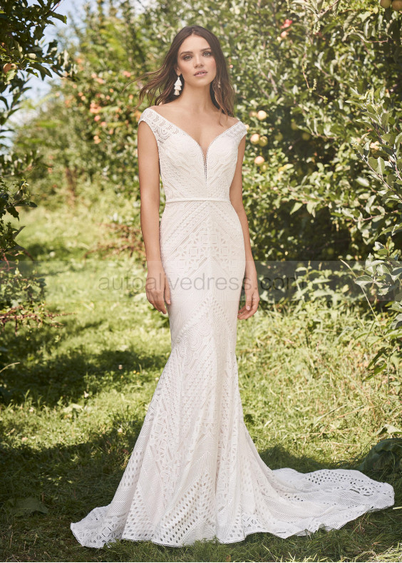 Ivory Geometric Lace V Back Wedding Dress